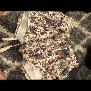 AE FLORAL SHORTS
